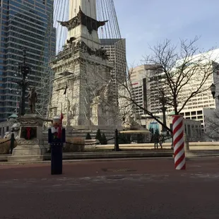 Monument Circle 1/15