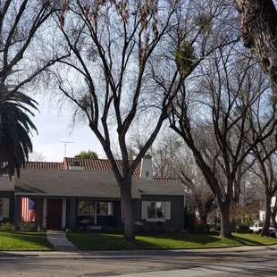 Oxford Manor Neighborhood