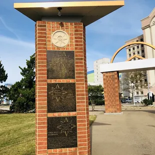 Virginia Legends Walk - 13th &amp; Pacific