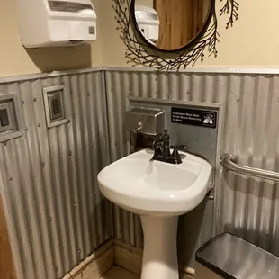 Even their bathroom looks fancy!