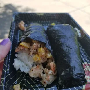 Dragon roll - fresh and filling