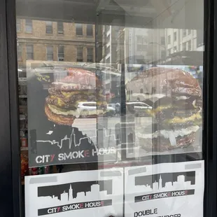 Bomb place to get burgers I swear their better than in and out !! Get yourself a juicy ass burger I promise you won&apos;t regret it !!!!!