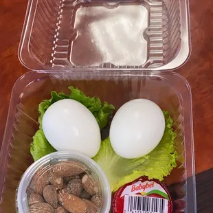 Egg protein box