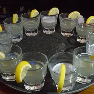 drink, oysters and mussels