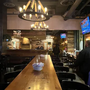 sushi and sashimi, interior