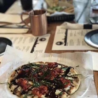 Caprese Flatbread