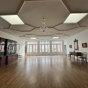 Updated Bliss Room 2025. New ceiling and chandeliers and polished floors.