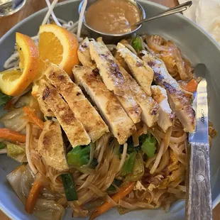 Lemongrass Chicken Pad Thai