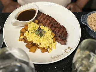 IQ Bar And Grill