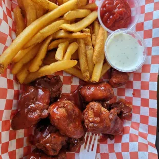 BBQ boneless wings