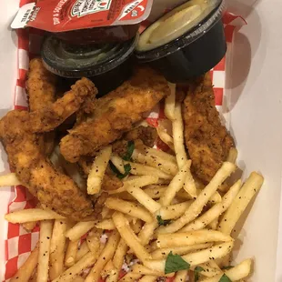 8 tenders and fries