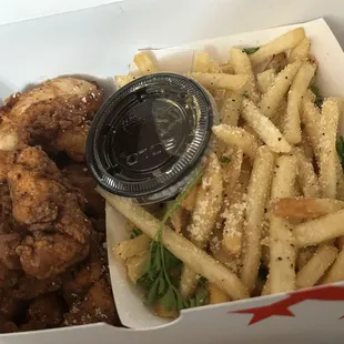 chicken, chicken wings and fried chicken, bbq chicken, bbq wings, poultry, chicken wings, food, fried chicken wings, fried chicken