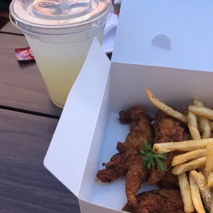 fried chicken, chicken wings and fried chicken, bbq chicken, bbq wings, fried chicken wings, chicken, chicken wings, poultry, food