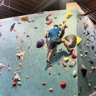 Bouldering