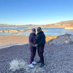 A quick stop at Lake Mead during our e-Bike tour!