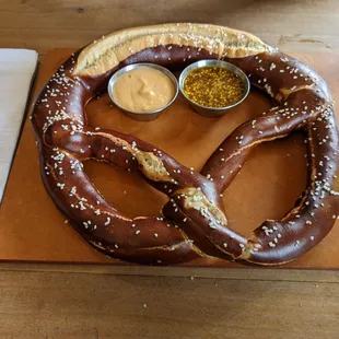 B pretzel