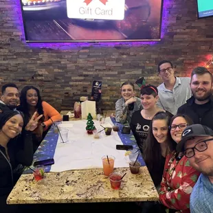More friends ! Enjoying themselves!