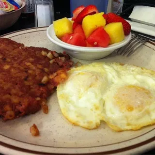 Corned Beef Hash & Eggs