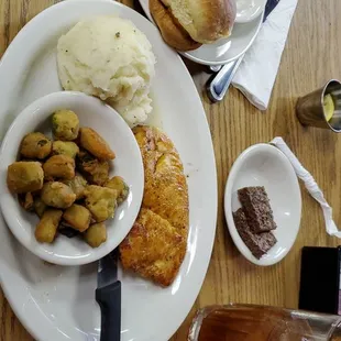 Grilled chicken lunch plate, okra, mashed potatoes(real), white gravy, a roll, sweet tea and brownies(free for the wait)