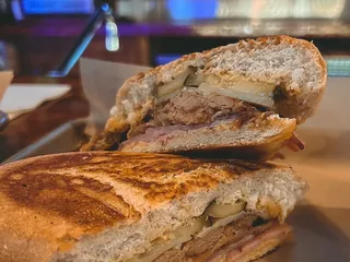 Six Capital Brewing & BBQ