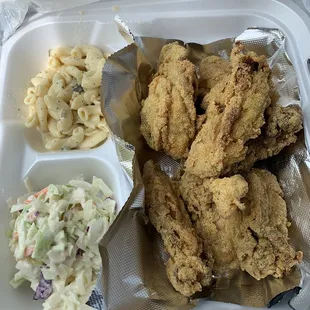 chicken wings, fried chicken wings, poultry, bbq chicken, chicken, chicken wings and fried chicken, food, bbq wings, fried chicken