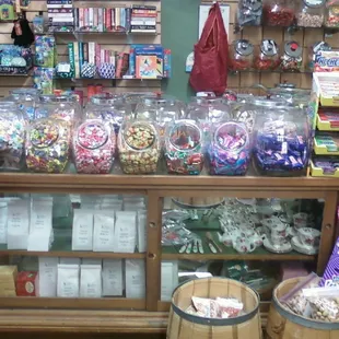 Candy counter - Bulk Teas