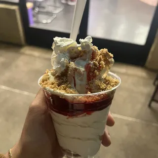 Strawberry Cheesecake Crumble