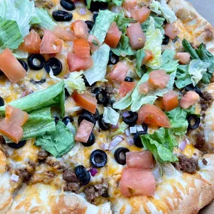 Taco pizza