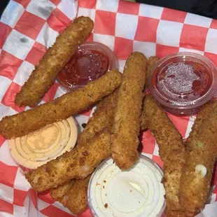 Mozzarella Cheese Sticks (10)