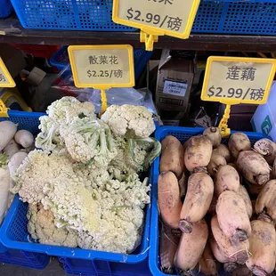 Inside CK SF Trading Inc., San Leandro, CA.