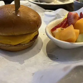 Classic Cheeseburger