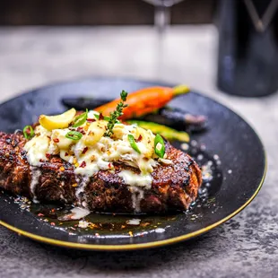 Prime Ribeye with Oscar Topping