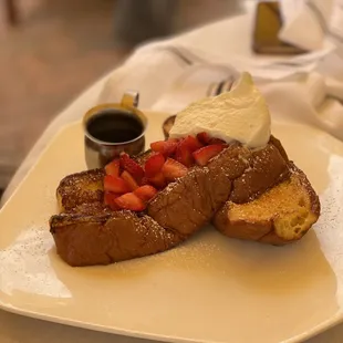 Creme brulee French toast