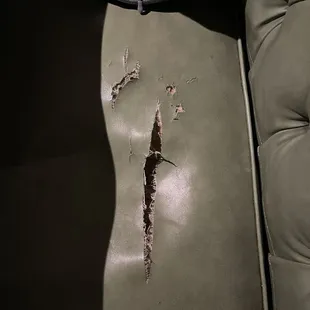 a crack in the back of a couch