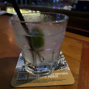 oysters and mussels, drink