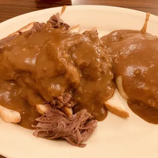 Roast Beef sandwich with mashed potatoes and gravy
