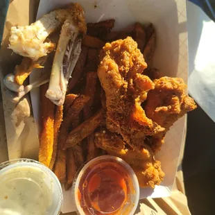 Excuse my chicken bones‍