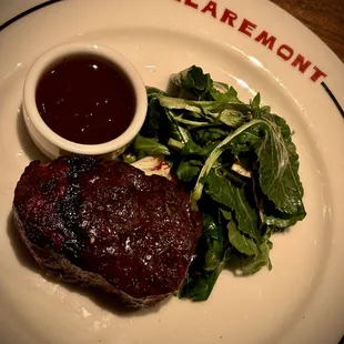 Filet &amp; bitter greens salad