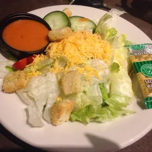 House salad with Dorothy lunch (French style) dressing.