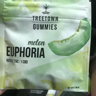 Huge sale today only, 20% OFF your entire purchase. Plus, I was here before 2pm, so I saved an additional 10% for Happy Hour.