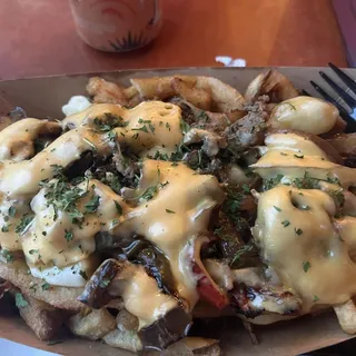 Philly Cheesesteak Poutine