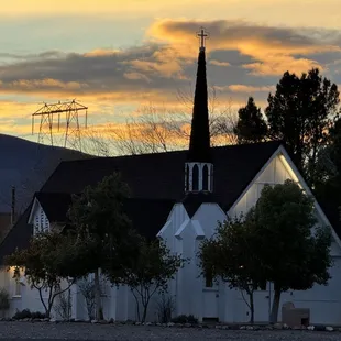 Candlelight Wedding Chapel (1966, restored to 1996)