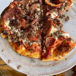 Carnivore pizza