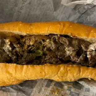 Half sandwich (cheesesteak)