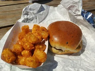 Paradise General Store