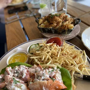 Crab Mac &amp; cheese and lobster roll , delicious