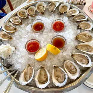 1.5 dozen oysters