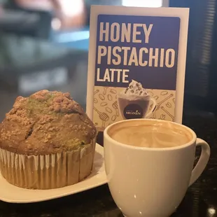Pistachio muffin and pistachio honey latte