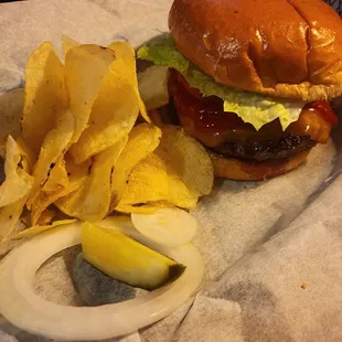 Hamburger and chips