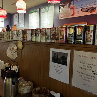 Wall o&apos; tea options